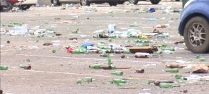 Banhistas lotam praias e deixam rasto de lixo 